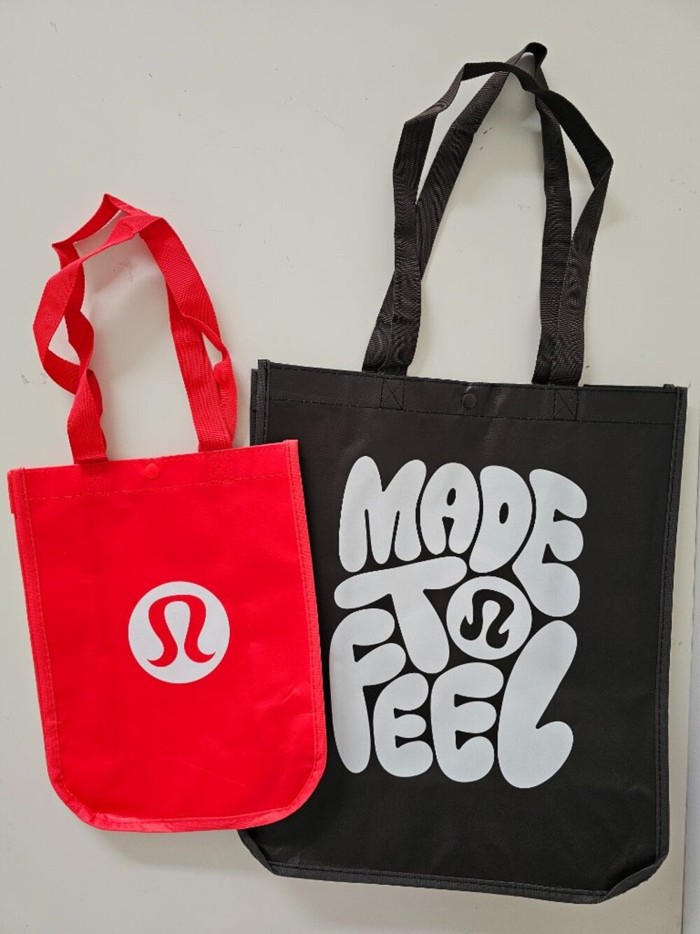 New LULULEMON Made To Feel Logo Reusable Shopping Bag 1 Red Small 1 Brown Large